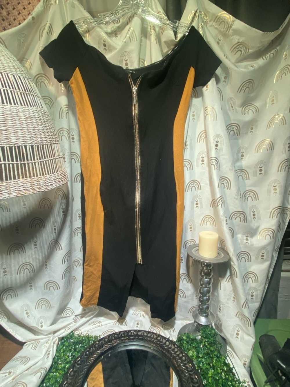 Haute Monde Black dress with Crew Neck
